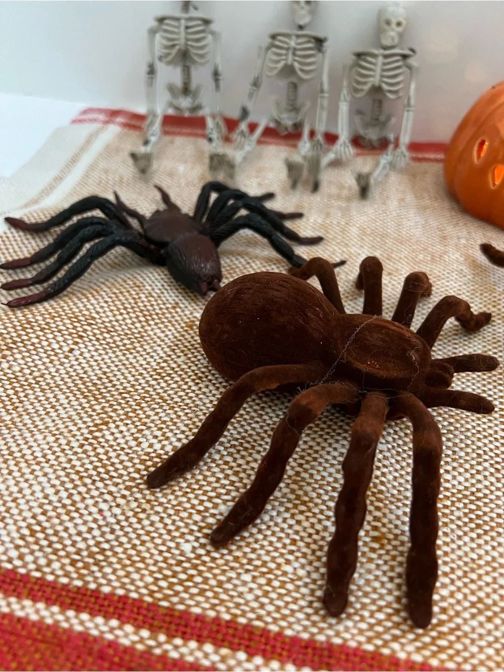 Miscellaneous Halloween Items Lot of 7 Skeletons Spiders Bugs Light Up Pumpkin